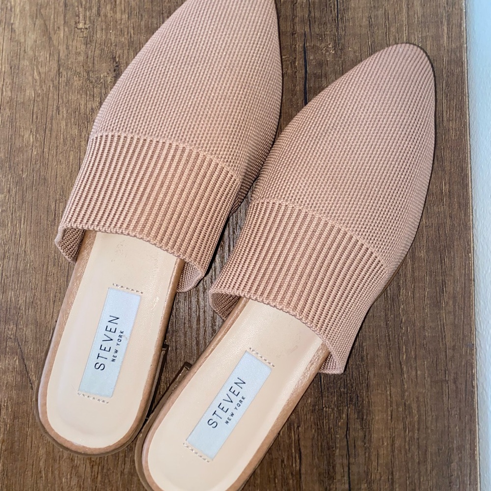 Steven Women's Tan Flats & Loafers